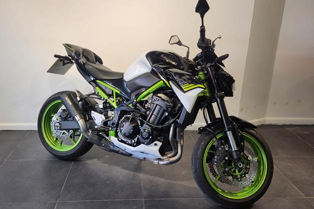 KAWASAKI Z900