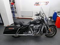 HARLEY-DAVIDSON ROAD KING