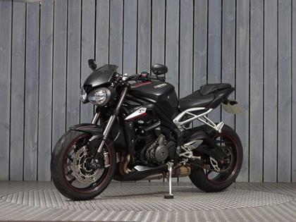 TRIUMPH STREET TRIPLE 765 RS