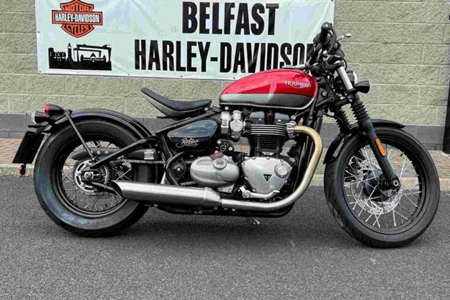 TRIUMPH BONNEVILLE BOBBER