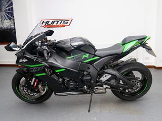 KAWASAKI ZX-10R 