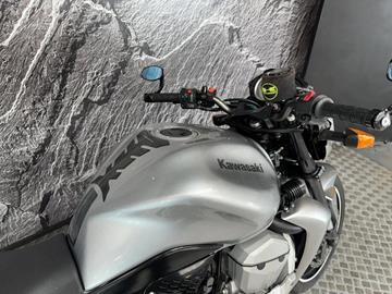 KAWASAKI Z750