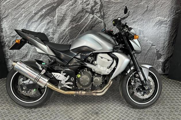 KAWASAKI Z750