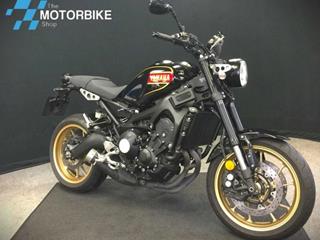 YAMAHA XSR900 