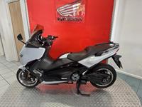 YAMAHA TMAX 530