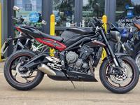 TRIUMPH STREET TRIPLE 765 R