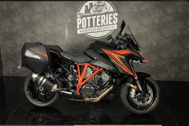 KTM 1290 SUPERDUKE GT