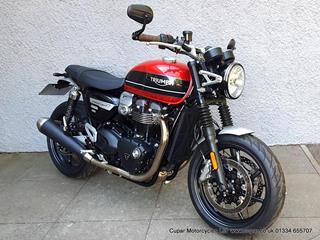 TRIUMPH SPEED TWIN 1200 