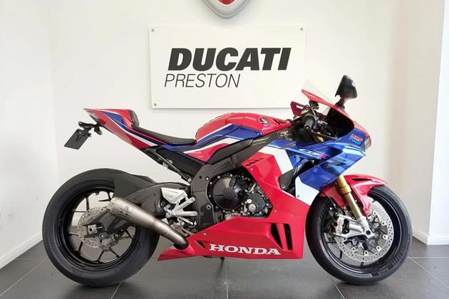 HONDA CBR1000RR-R FIREBLADE SP