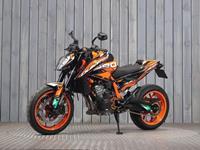 KTM 890 DUKE R