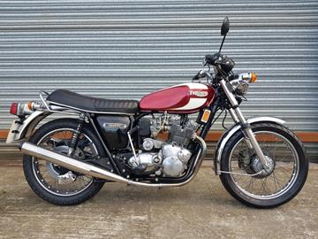 TRIUMPH T160 TRIDENT