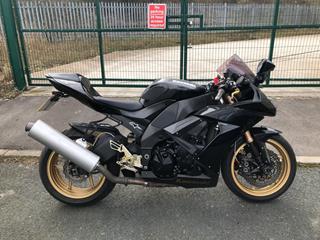 KAWASAKI ZX-10R 