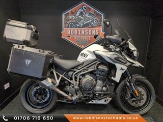 TRIUMPH TIGER 1200 XC 