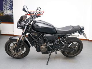 YAMAHA XSR700 