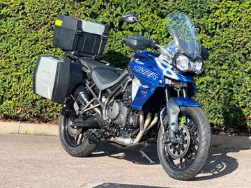 TRIUMPH TIGER 800 XR