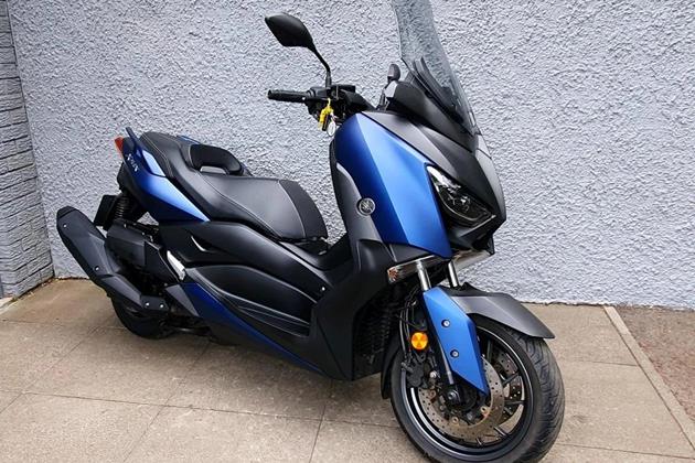 YAMAHA XMAX 400