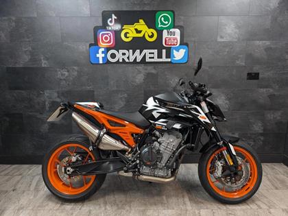 KTM 890 DUKE