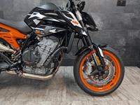 KTM 890 DUKE