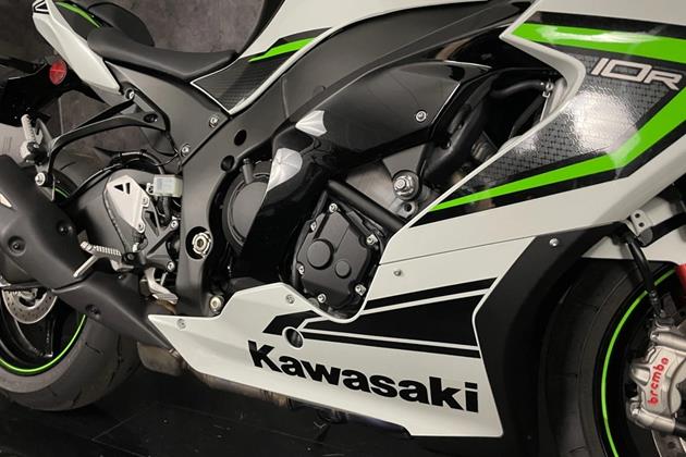 KAWASAKI ZX-10R