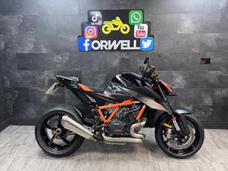 KTM 1290 SUPERDUKE R 