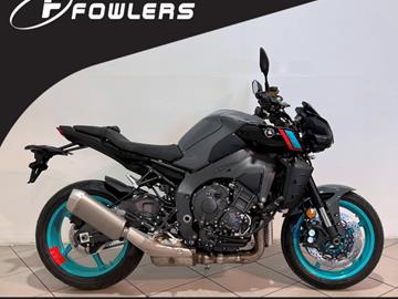 YAMAHA MT-10