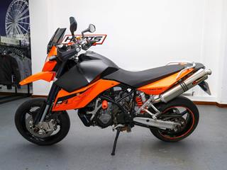 KTM 990 SUPERMOTO 