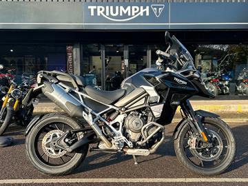 TRIUMPH TIGER 1200 EXPLORER