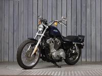 HARLEY-DAVIDSON SPORTSTER 883