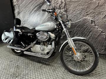 HARLEY-DAVIDSON SPORTSTER 883