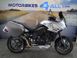 TRIUMPH TIGER 1050 