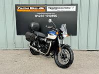 TRIUMPH BONNEVILLE T100