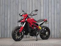 DUCATI HYPERMOTARD 939