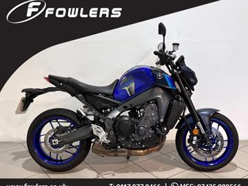 YAMAHA MT-09