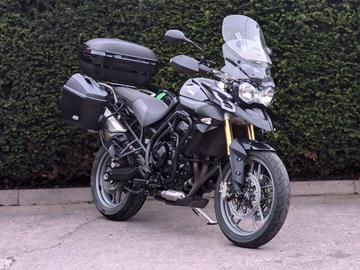 TRIUMPH TIGER 800