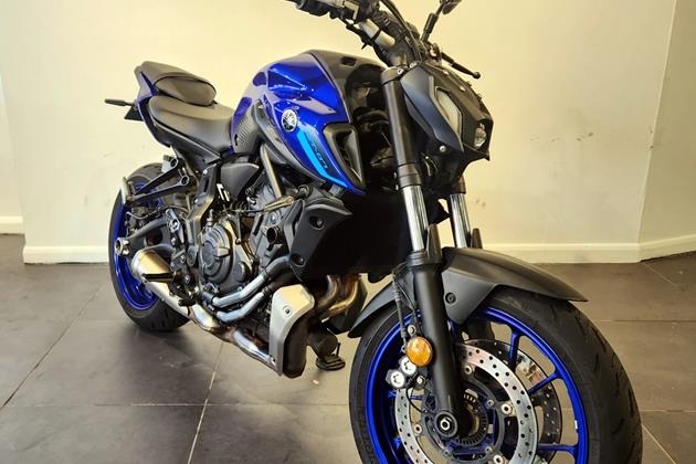 YAMAHA MT-07