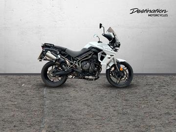 TRIUMPH TIGER 800 XR