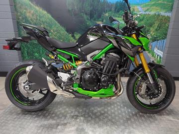 KAWASAKI Z900