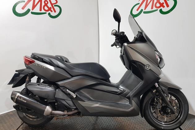 YAMAHA XMAX 400