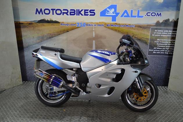 SUZUKI GSX-R600