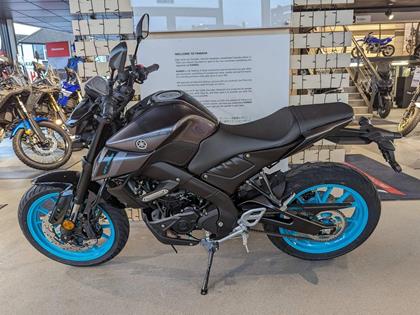 YAMAHA MT-125