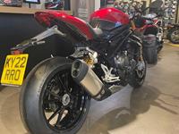 TRIUMPH SPEED TRIPLE 1200 RR