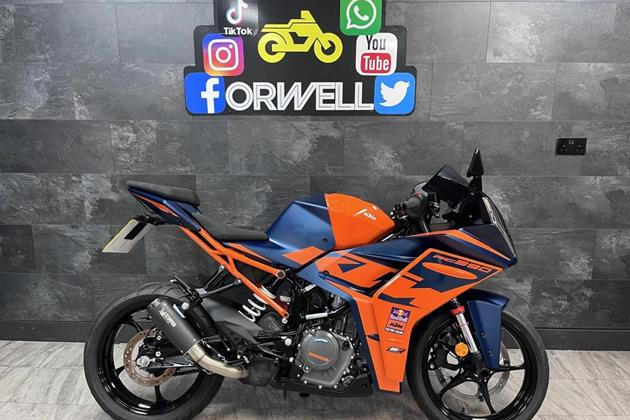 KTM RC390