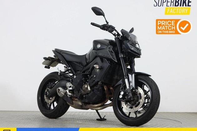 YAMAHA MT-09