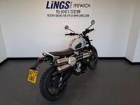 TRIUMPH SCRAMBLER 1200