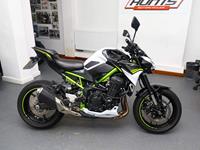 KAWASAKI Z900