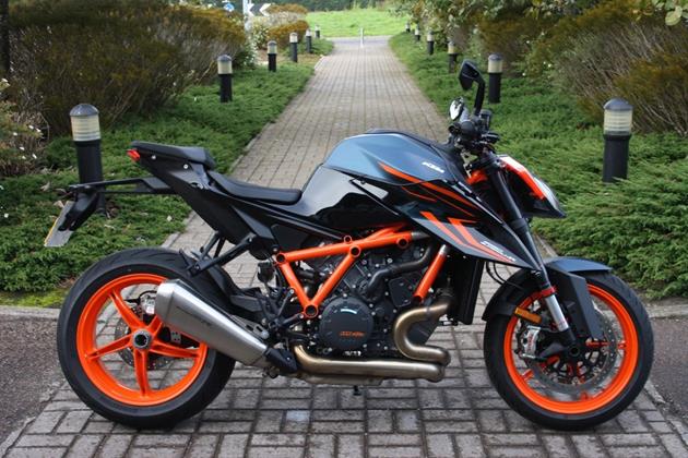 KTM 1290 SUPERDUKE R