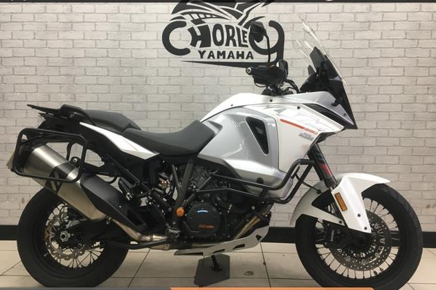 KTM 1290 SUPER ADVENTURE T