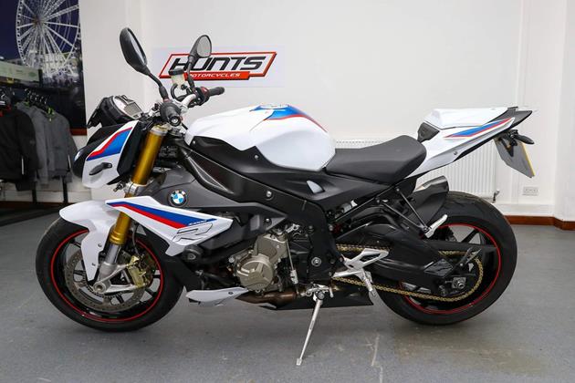 BMW S1000R