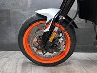 KTM 890 DUKE R