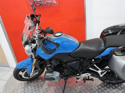 BMW R1200R